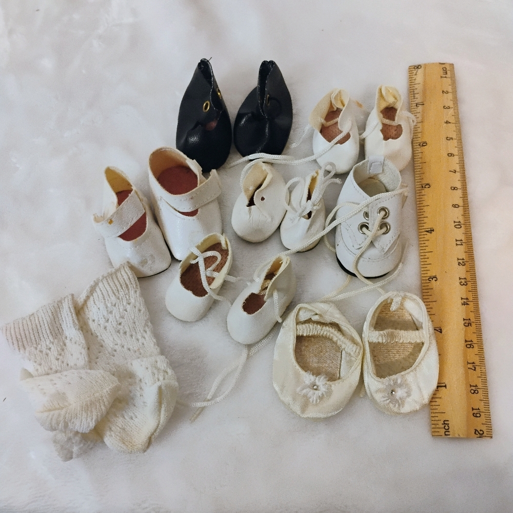 Vintage Doll Shoes Lot Mixed Styles White Black Singles & Pairs Clothing Socks A
